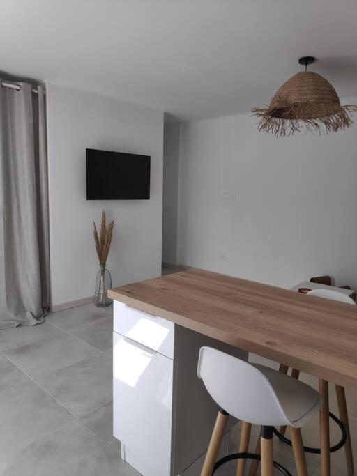 Maison Independante Avec Terrasse & Parking Prive Hérépian 外观 照片